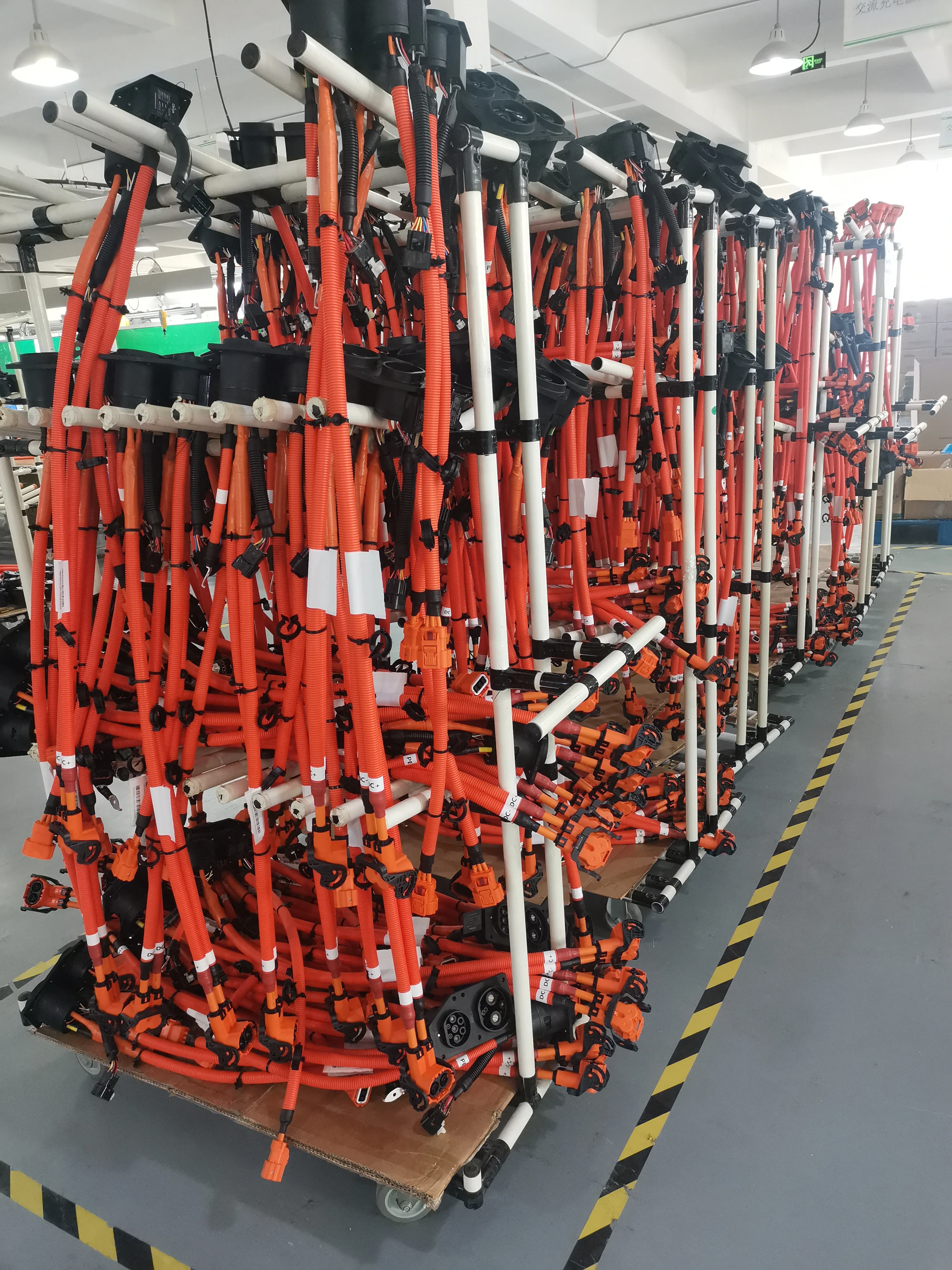 EV connector 2 poles HVIL high voltage connector