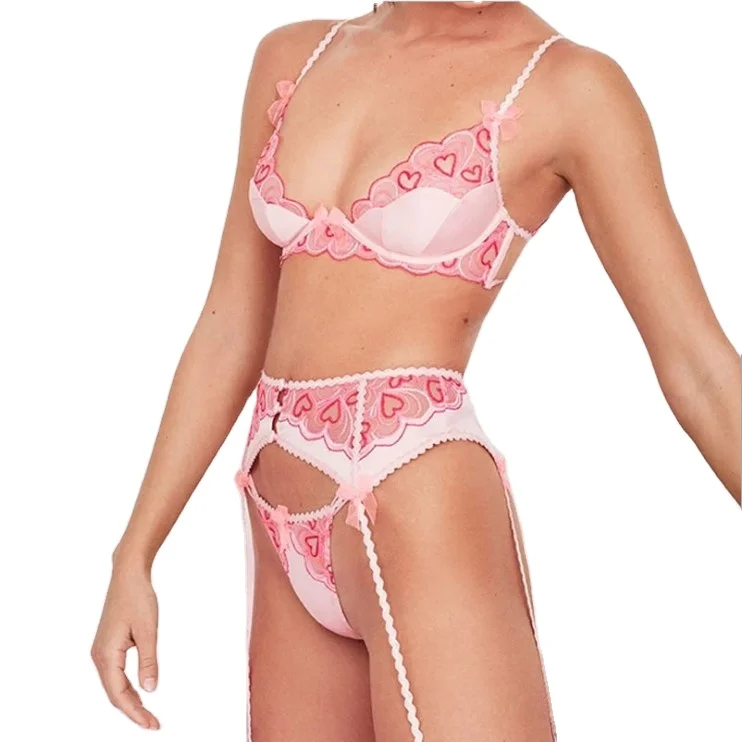 In the summer of 2021, the new pink love embroidered garter belt sexy sexy underwear three sets of hair