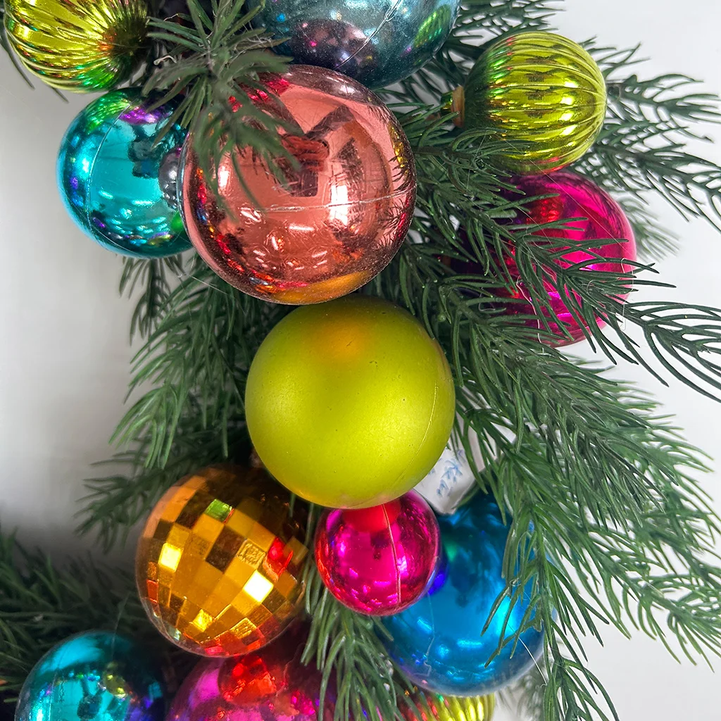 Hot Sale Floral Foam Wreath Christmas Door Decoration Artificial Plants for Holiday Wedding Party Design