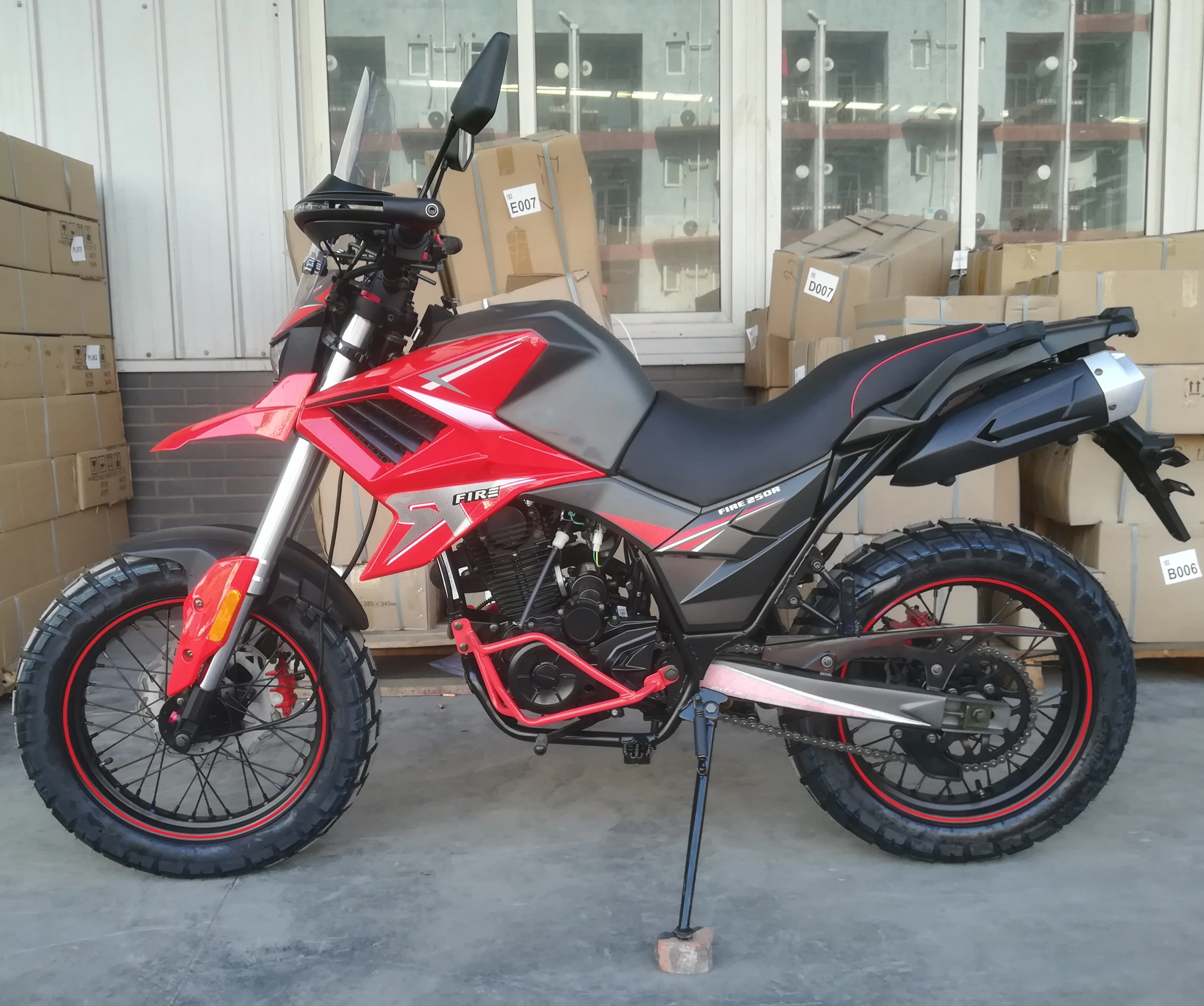 Китай 125cc 200cc 250cc EEC мотоциклы FUEGO TEKKEN250 C111901 по низкой цене