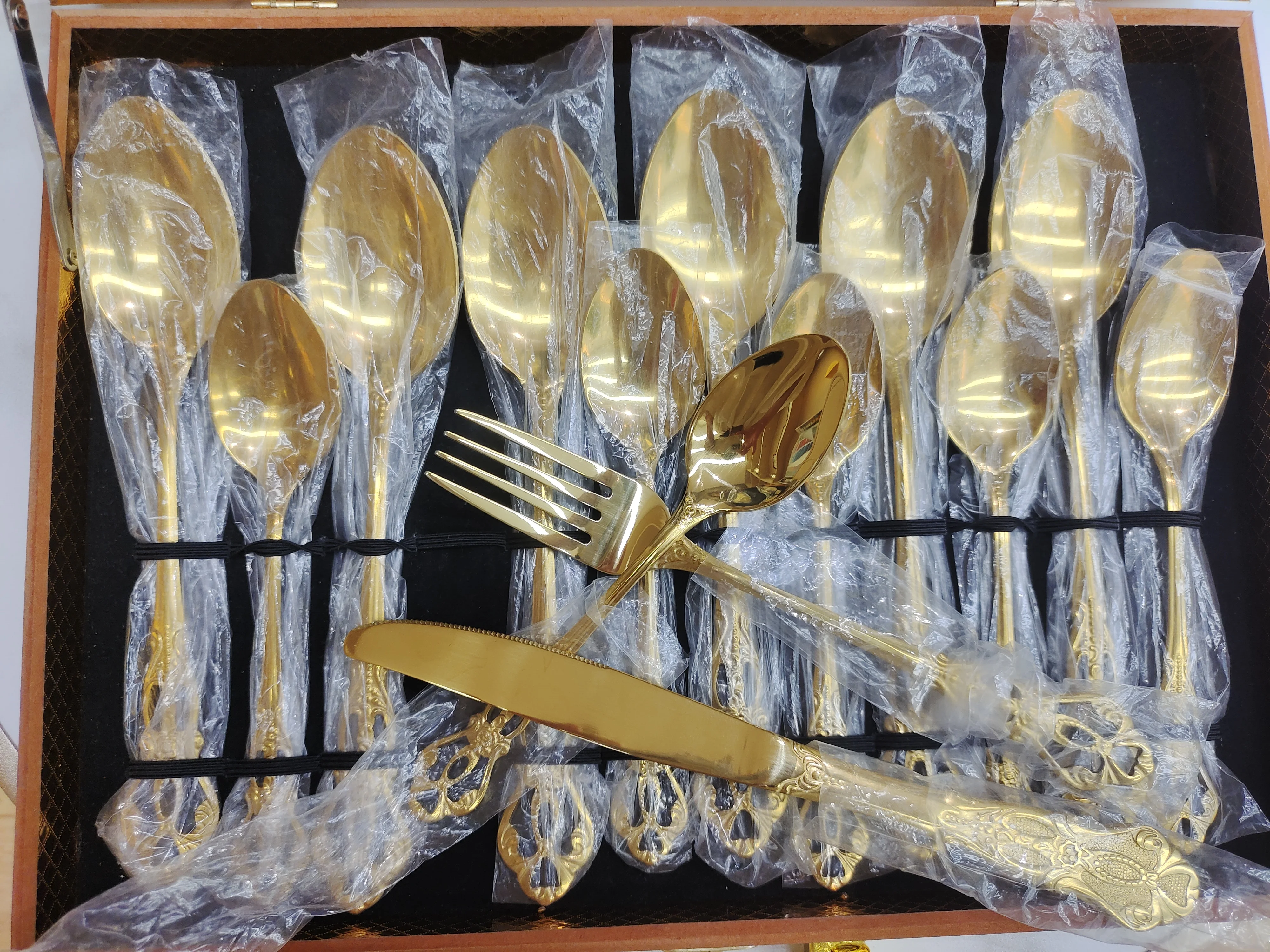 Gold color 304 food grade fork knife spoon kitchen stainless steel Korea cutlery travel set cooking utensils sets