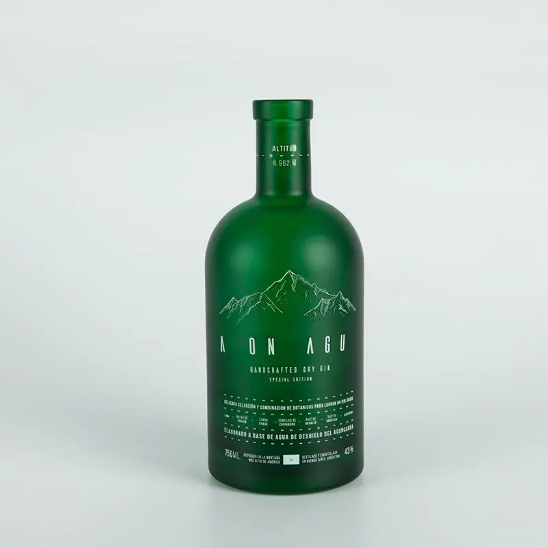 Wholesale extra white flint 750ml liquor bottles empty vodka sprits glass bottle green white nordic glass spirit bottle