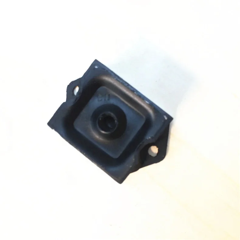 sinotruk howo, str truck engine front rubber support WG9770591001