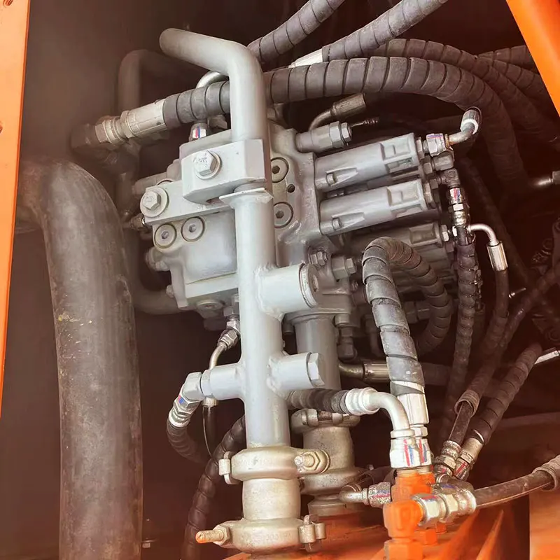 Японские импортные Подержанные экскаваторы Hitachi ZX70 Резиновые Гусеничные 7 тонн экскаватор Hitachi70 для продажи