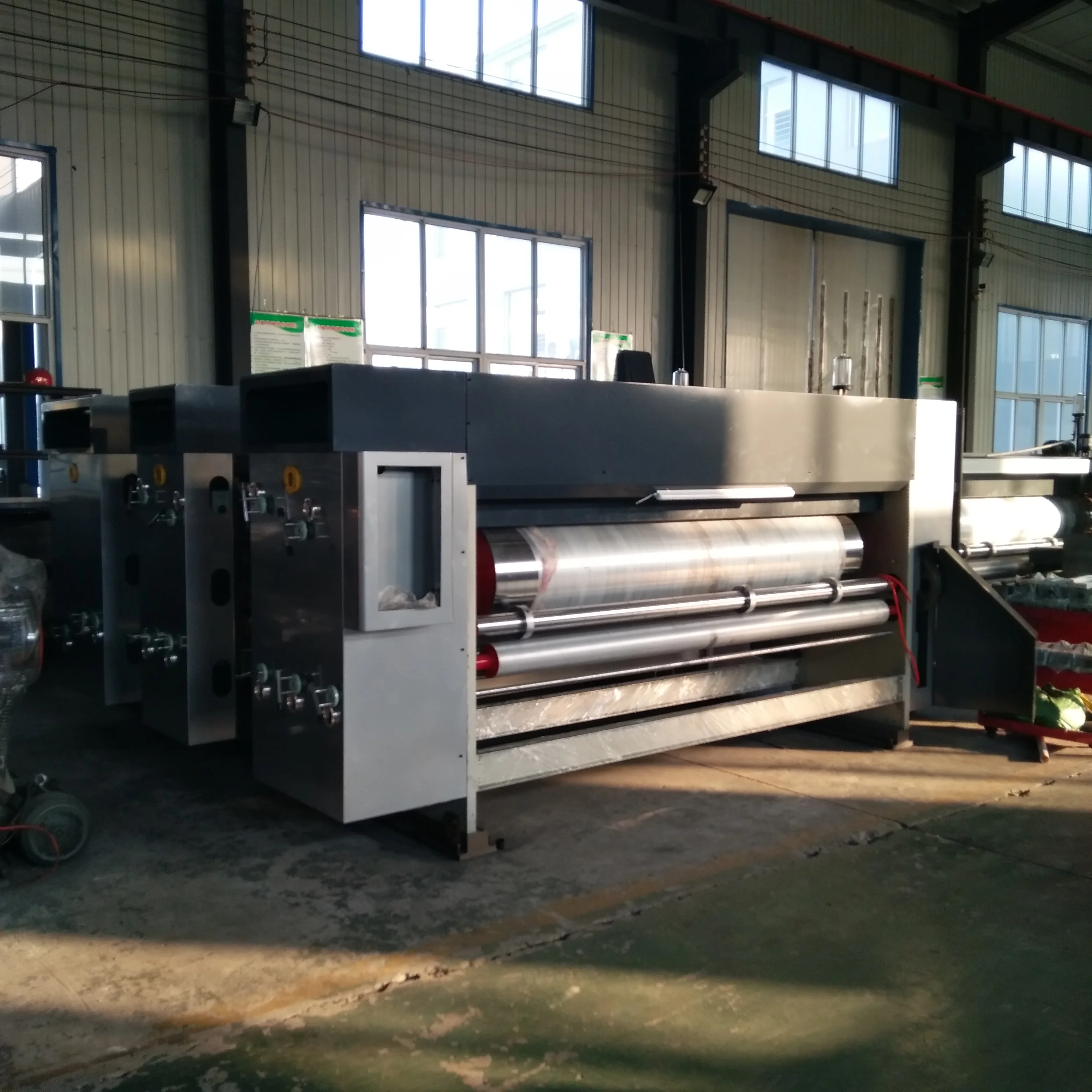 Semi-auto chain feeding flexo ink 2 color  printer slotter die-cutter stacker machine