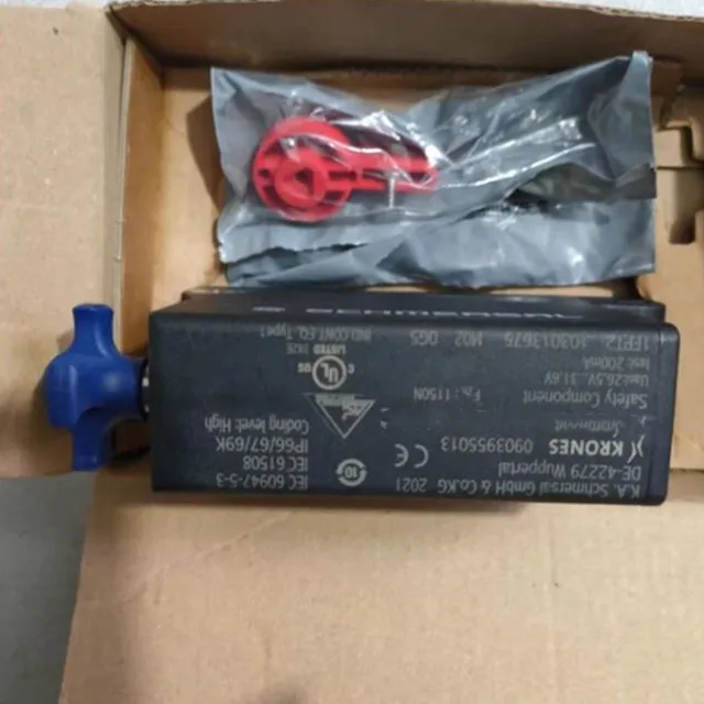 Pstx370-600-70 Automation Equipment Soft Starter PSTX370-600-70 PLC