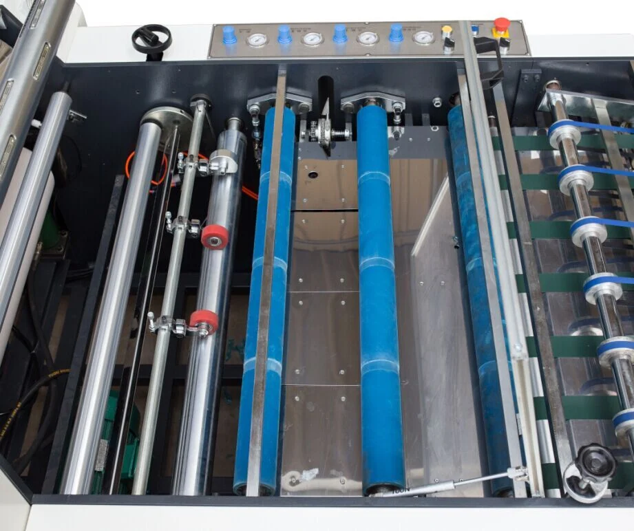 Automatic feeding pre-coating BOPP OPP heating thermal film laminator (GK-FM-880YTS)