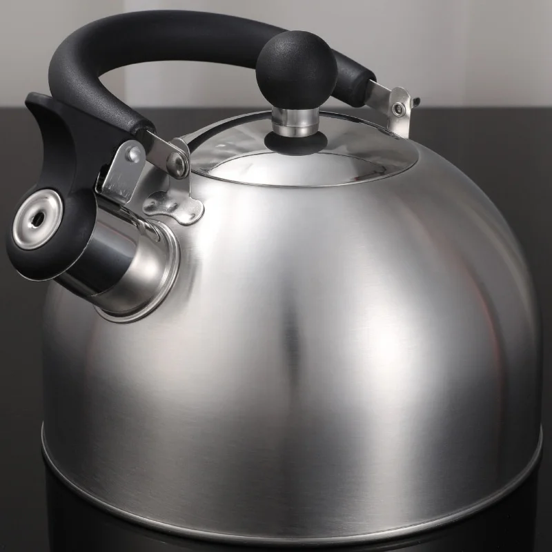 2.5L Stainless Steel Whistling Tea Kettle Tea Pot Kettle For Gas & Induction Stove Classic Whistling Kettle