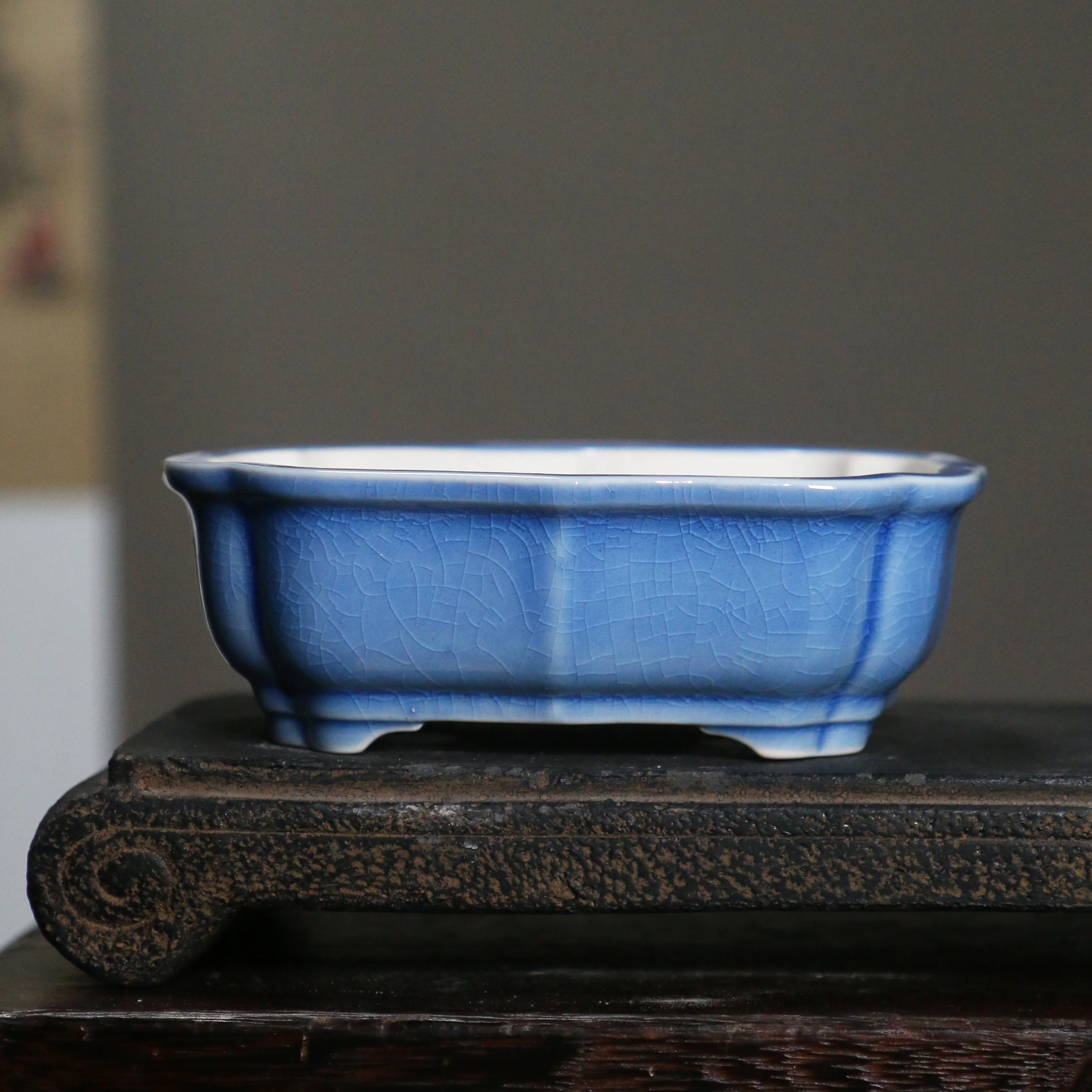 Yixing exquisite ice glazed lotus shaped flowerpot