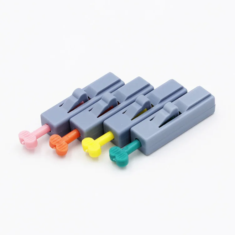 High Quality Blood Lancet Hospital Consumables Safety Square Pen Type Disposable Medical Blood Collect Lancet