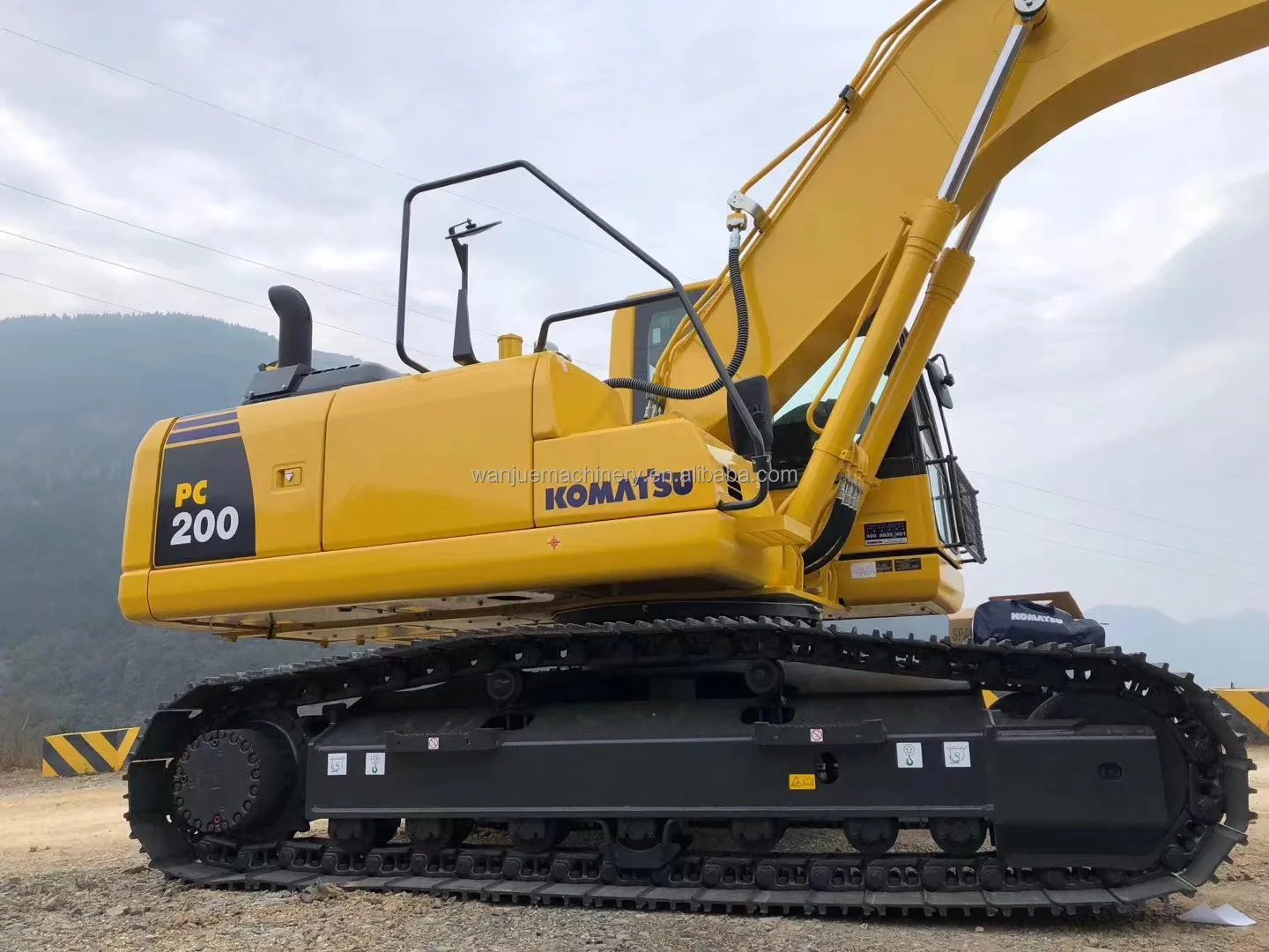 Экскаватор Komatsu высокой мощности PC200 PC200-11MO PC200LC-11MO PC200-8 новый экскаватор для продажи
