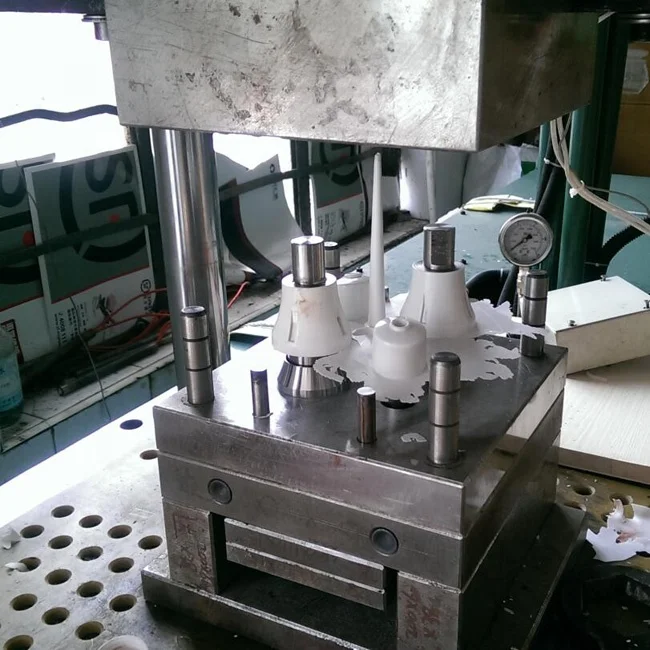 plastic electric socket injection molding Making machine