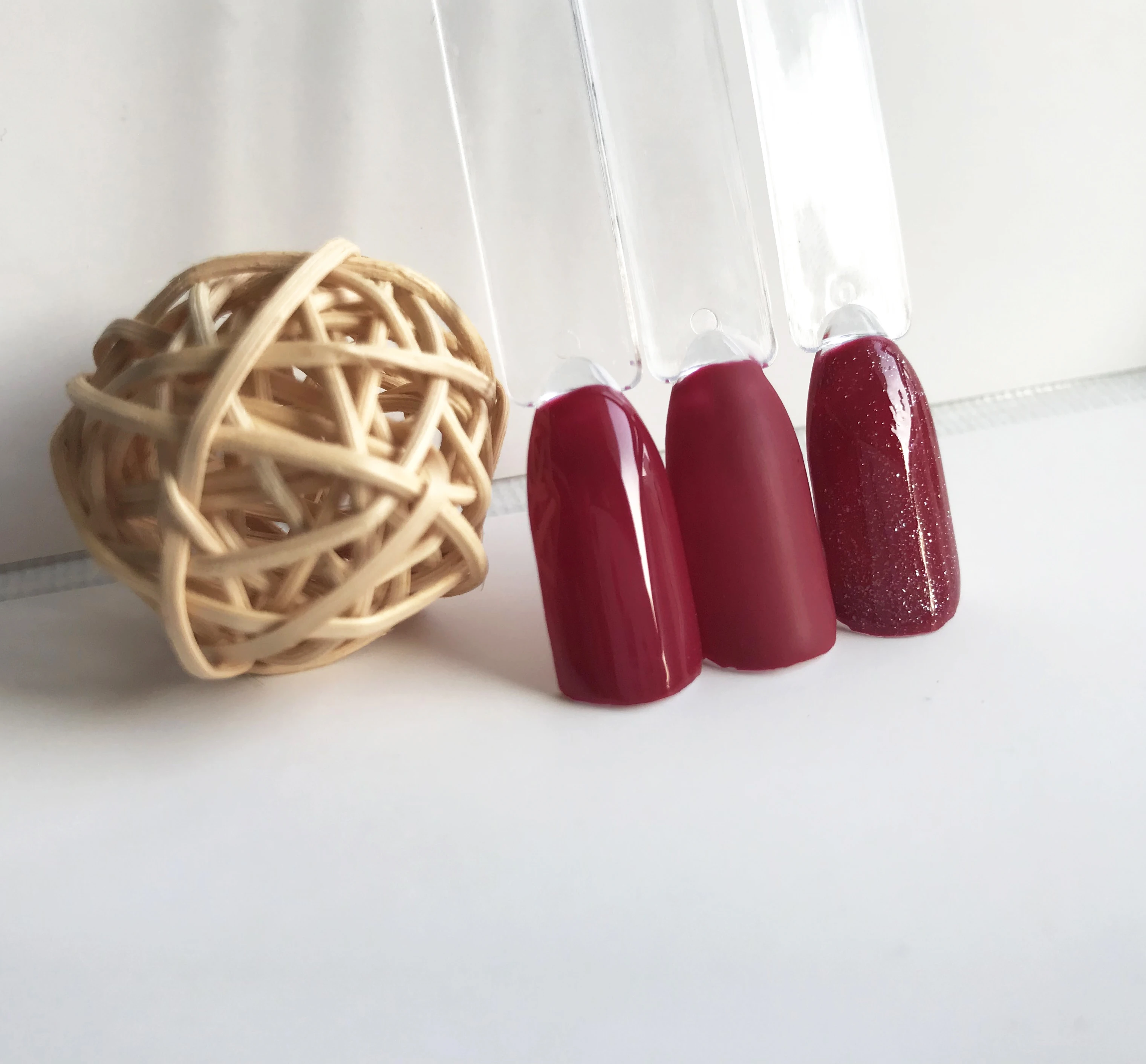 Hipsterr Colorful 8ML High-class New Style 100 Colors Gel Polish Good Nail Coverage UV Gel Supplier