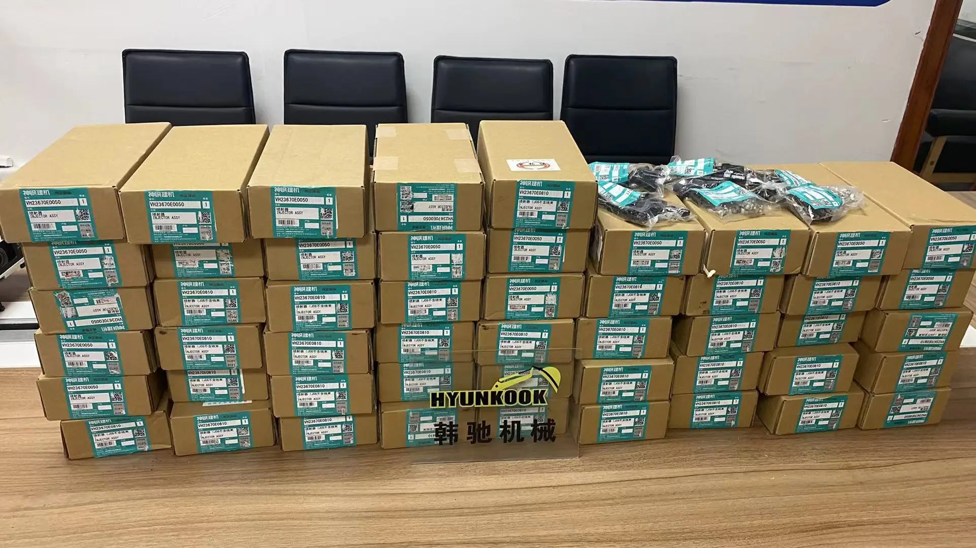 SK210-8 SK250-8 SK200-8 VH23670E0010 VH239101430A VH23670E0050 VH2367E0350 J05E двигатель инжектор 095000-6353