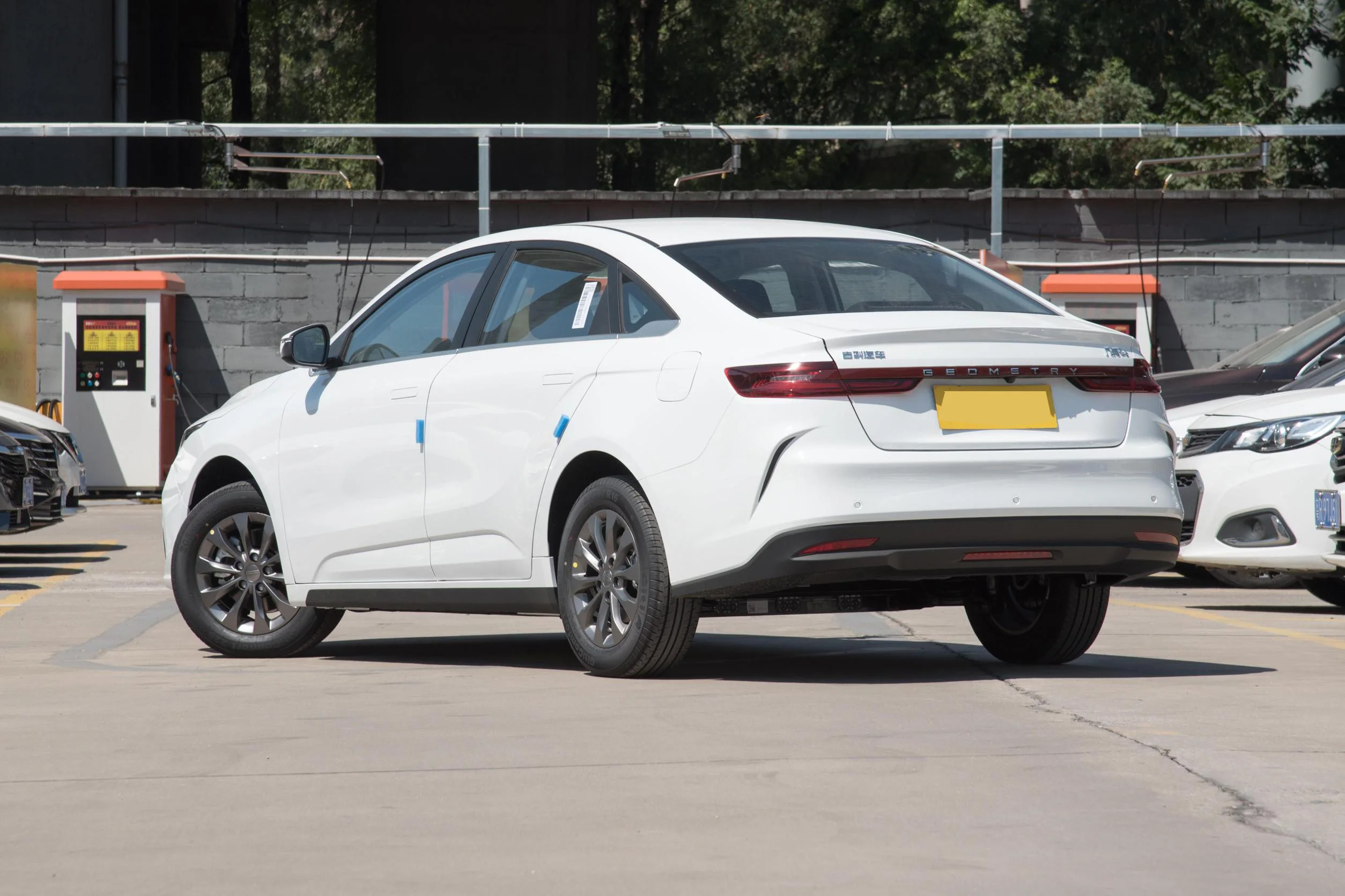 Geely Geometry G6 New 2024 High Quality New Energy Cars  High Speed Long Endurance Electric Vehicle