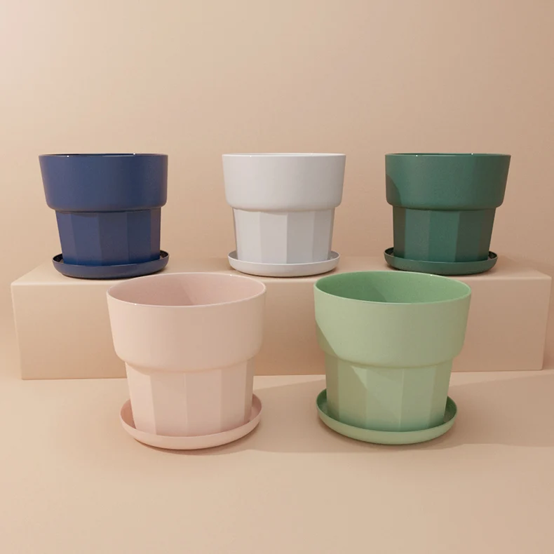 RUIPU (YQ--L) Small Desktop Three color modern plastic flower pots with breathable drainage suitable for gardens