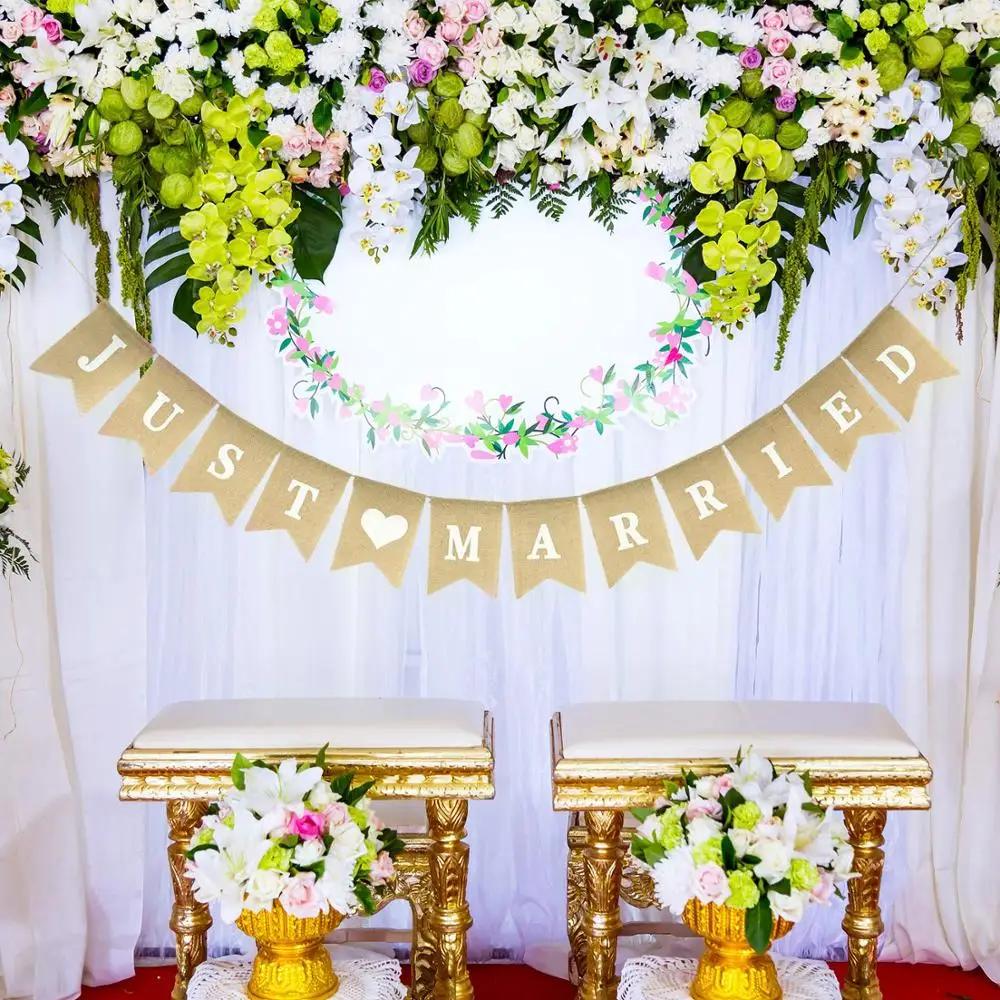 just Married Banner Burlap Wedding Banner Heart Patterns Romantic Wedding Decoration for Wedding Bridal Shower Engagement