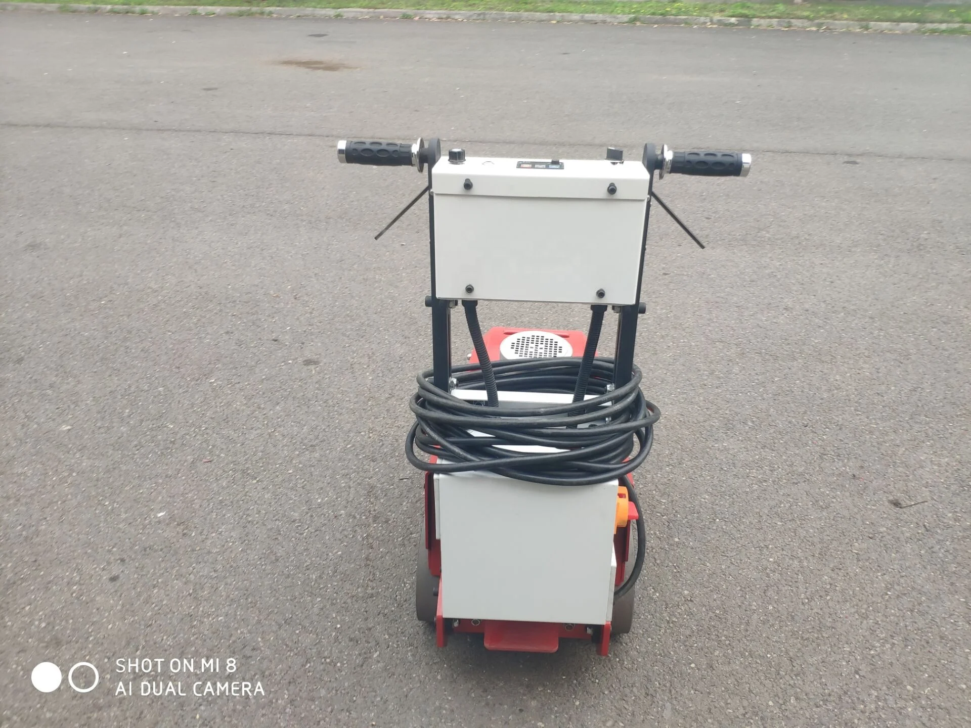 CE/ISO Approved automatic self-propelled floor carpet stripper 110v