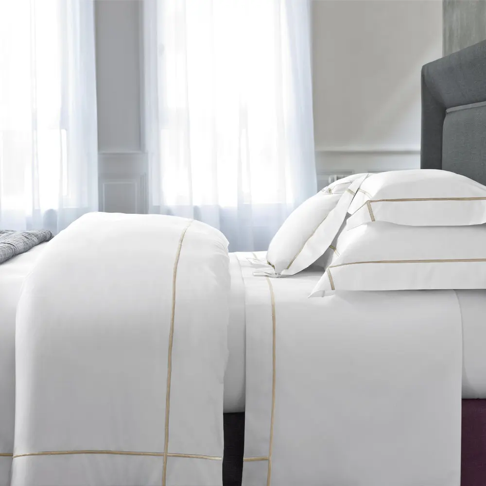 Deeda Luxury 100% Cotton Sateen White 5-Star Embroidery Hotel Bed Linen 4pc Queen Size Set for Home or hotel