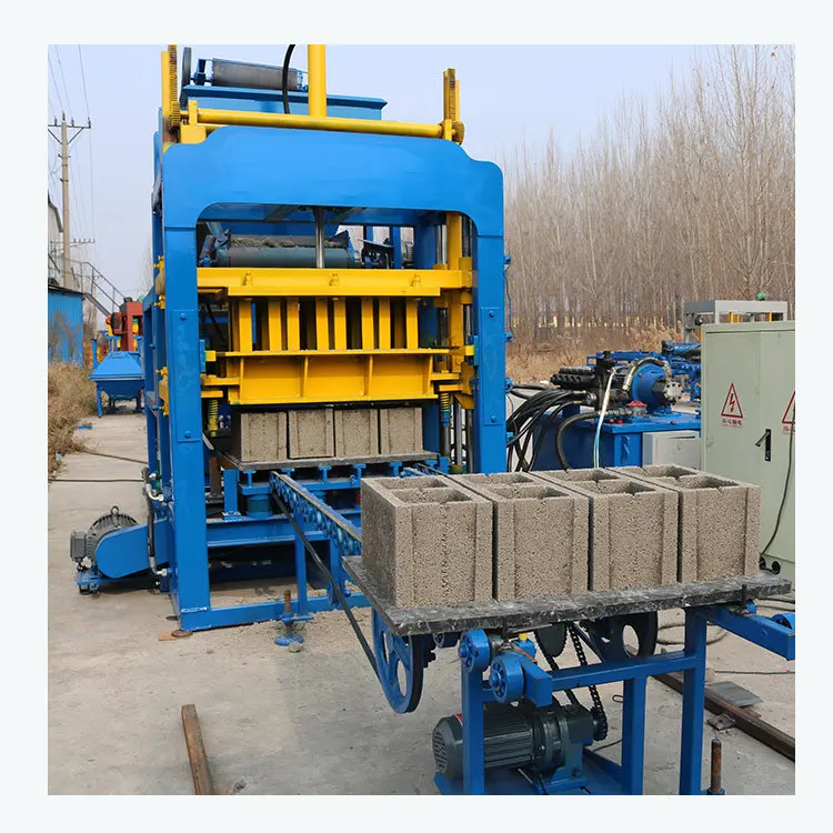QT4-15D Hydraulic Pressure Hollow Bricks Making Machine Produces Hydroform Cement Bricks Brick Production Line