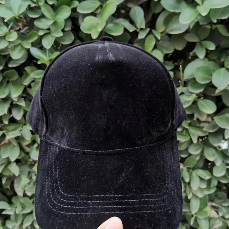 2021 Golden velvet baseball cap lady fashionable custom letter diamond suede hats