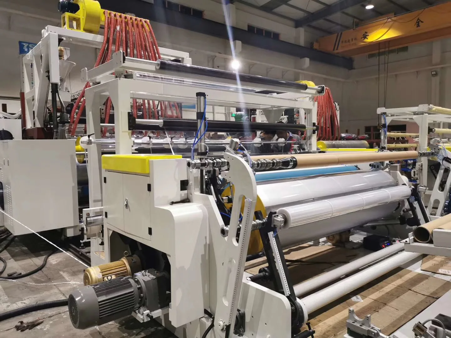 machine use stretch film machine