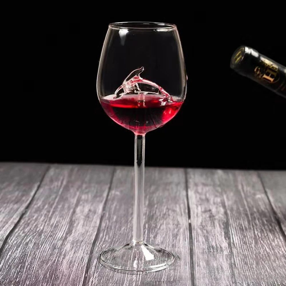 
We Love Animals NEW Hot Selling Novelty Shark Wine Goblet Shark Wine Glasses 