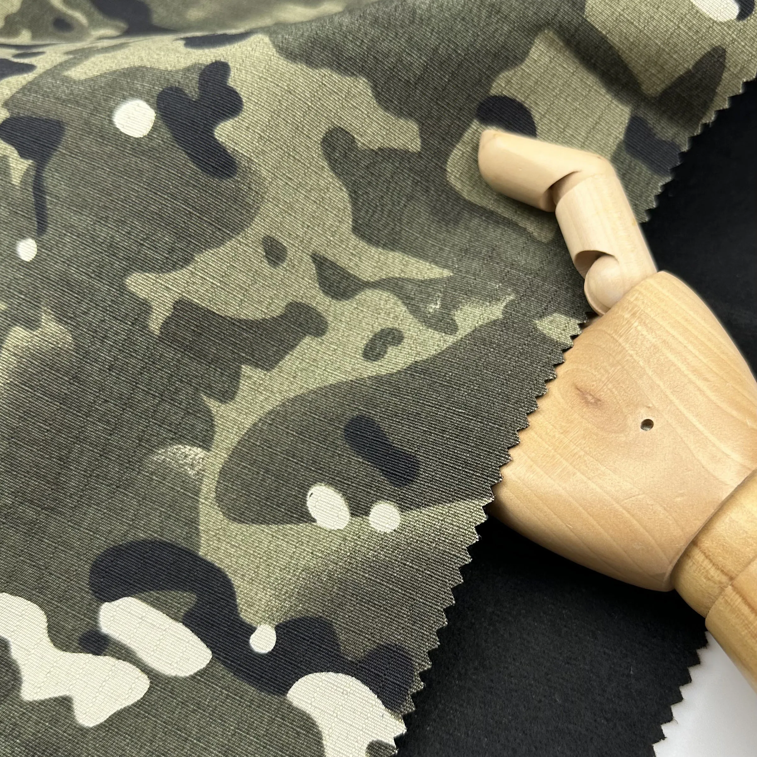 TC 80/20 rip-stop polyester/cotton brush bonded printed greta wear camo print compound fabric for workwear