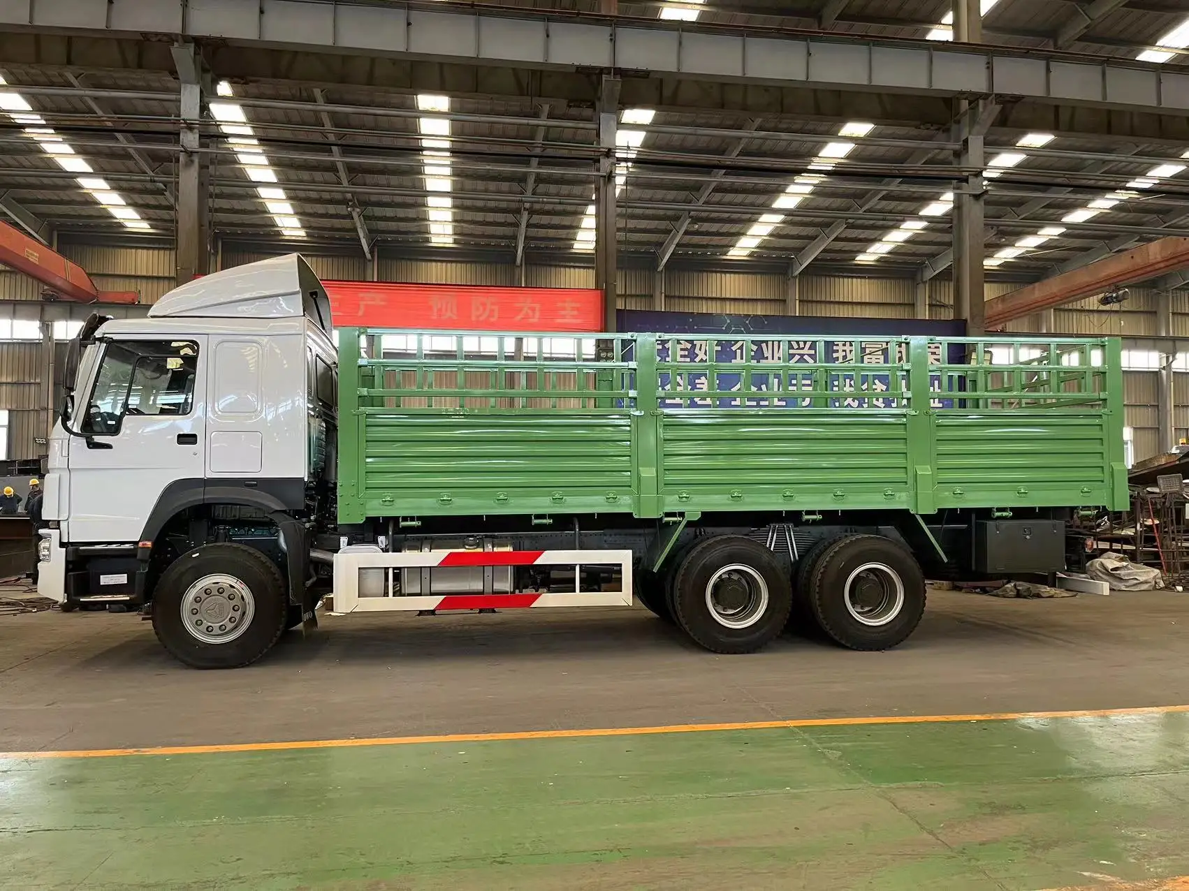 Прямая Продажа с завода Sinotruk howo 6x4 10 колесный грузовой автомобиль 40-50 тонн грузовые грузовики