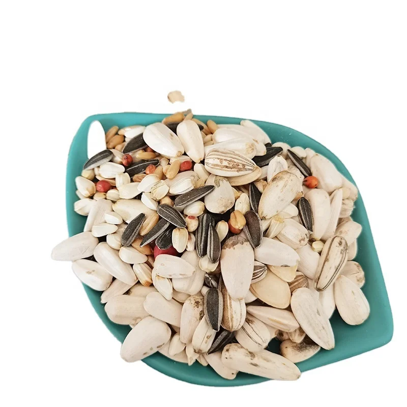Mixed products Bird Food Basic Blend oil sunflower and millet variety of ingredients for birds