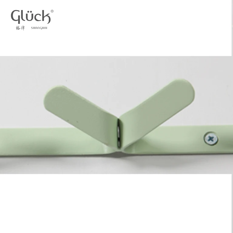 Wholesale Living Room Furniture Heart Shaped Metal Wall Mount Clothes Hanger Hook M-W523