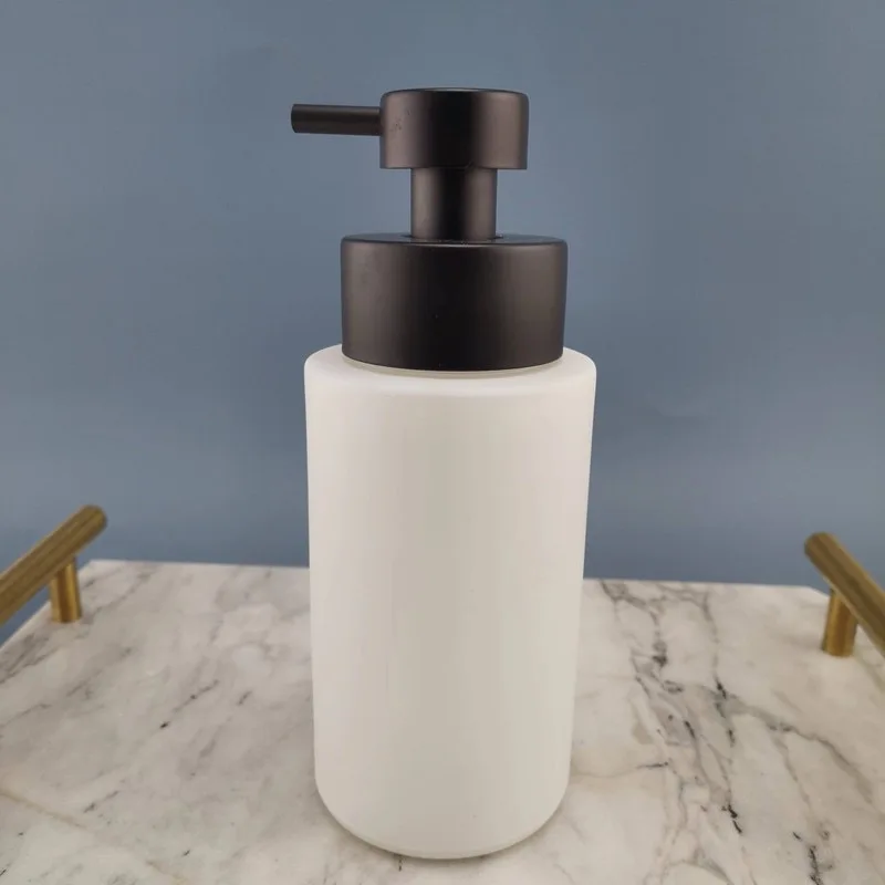 OEM Push Down Foam Pump Bottle 304 Stainless Steel Black Lotion Pump Soap Dispenser Bottle Pump for Bottle Lid for Cleaning