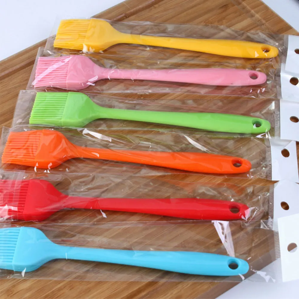 Wholesale Hot Selling Baking Tools 21cm One Small BBQ Brush Oil Brush Silicone DIY Cake Tools Silicone Brush