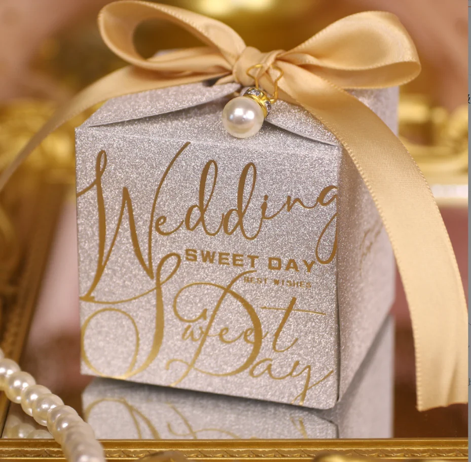 2023 Jumi New Arrival Small Wedding Candy Gift Box Luxury Glitter Favor Gift Box With Pearl And Ribbon For Guest