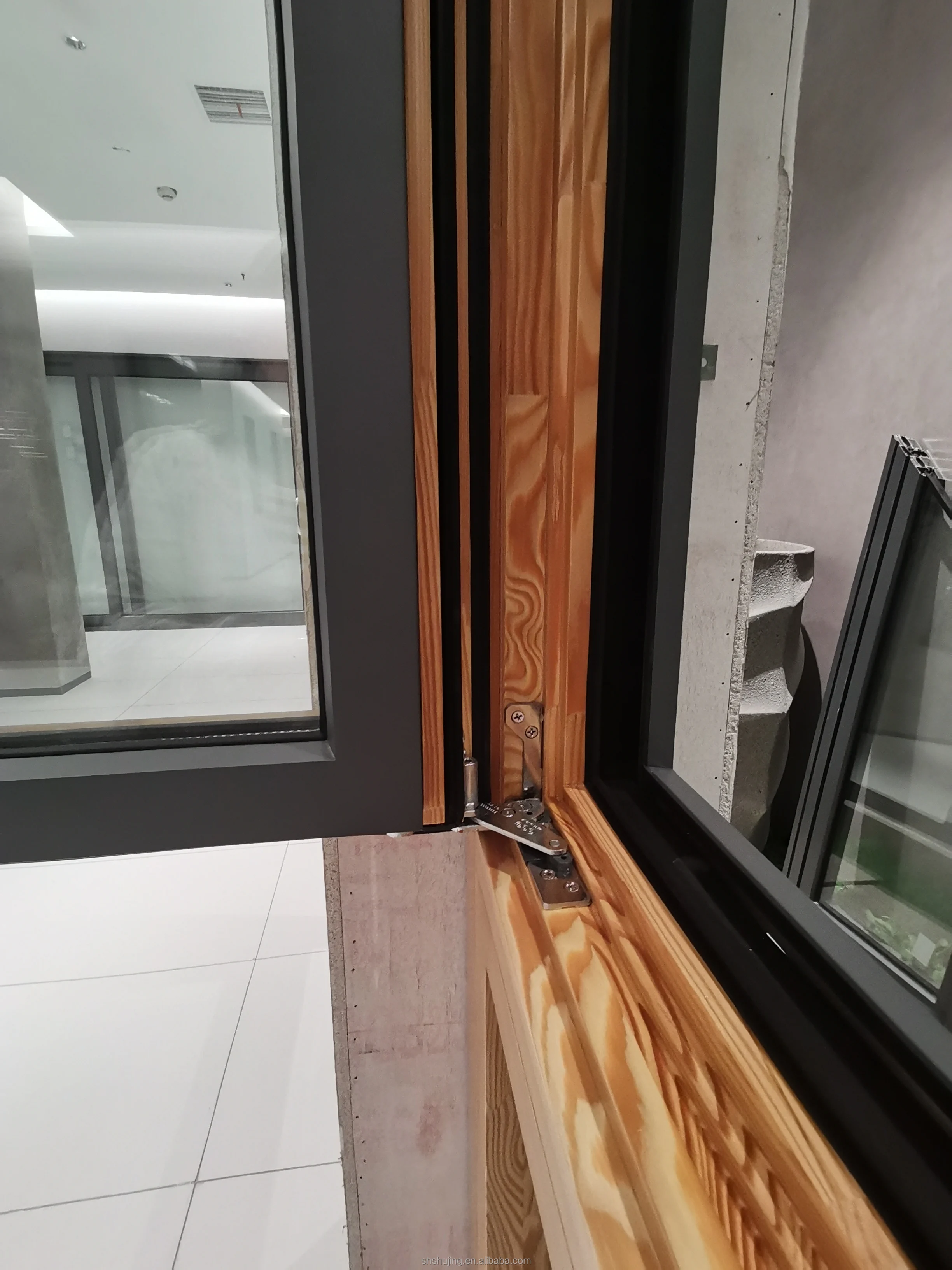 Hot sale aluminum clad wood window in