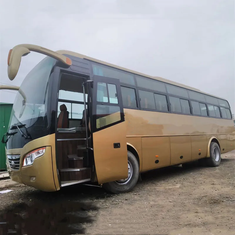 Luxury Coaches Used Yutong Bus ZK6102D 47 Passenger Seats Second Hand Leaf Spring Suspension Chassis Coach Buses RHD for sale