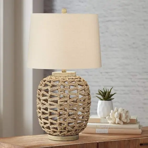 Hot sales desk lamp modern style table lamp handmade lampshade for living room or bedroom