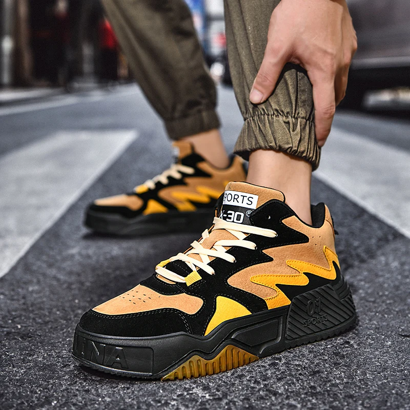 2022 New four seasons thick soles high top sports shoes with anti-fleece splicing personality waterproof outdoor shoes for men