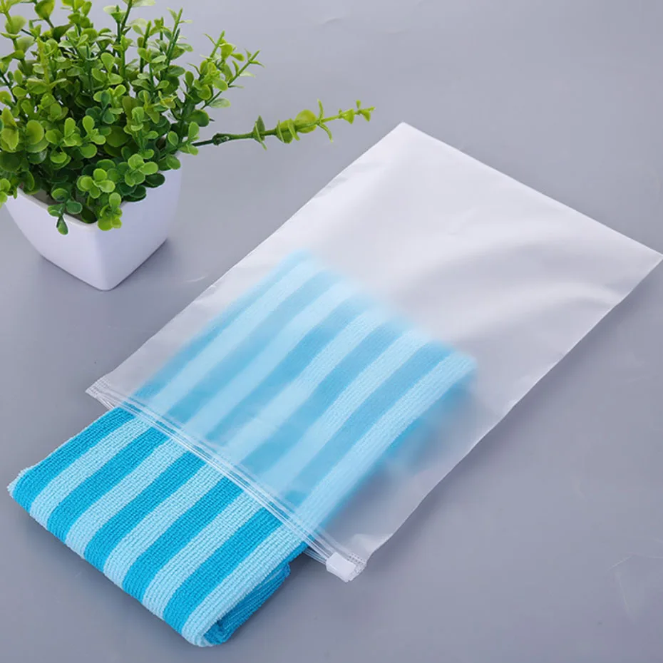 Hot Selling Recyclable Zip Packaging Bag Slider Zipper Lock Self Sealing Frosted Zipper Bag for Clothing