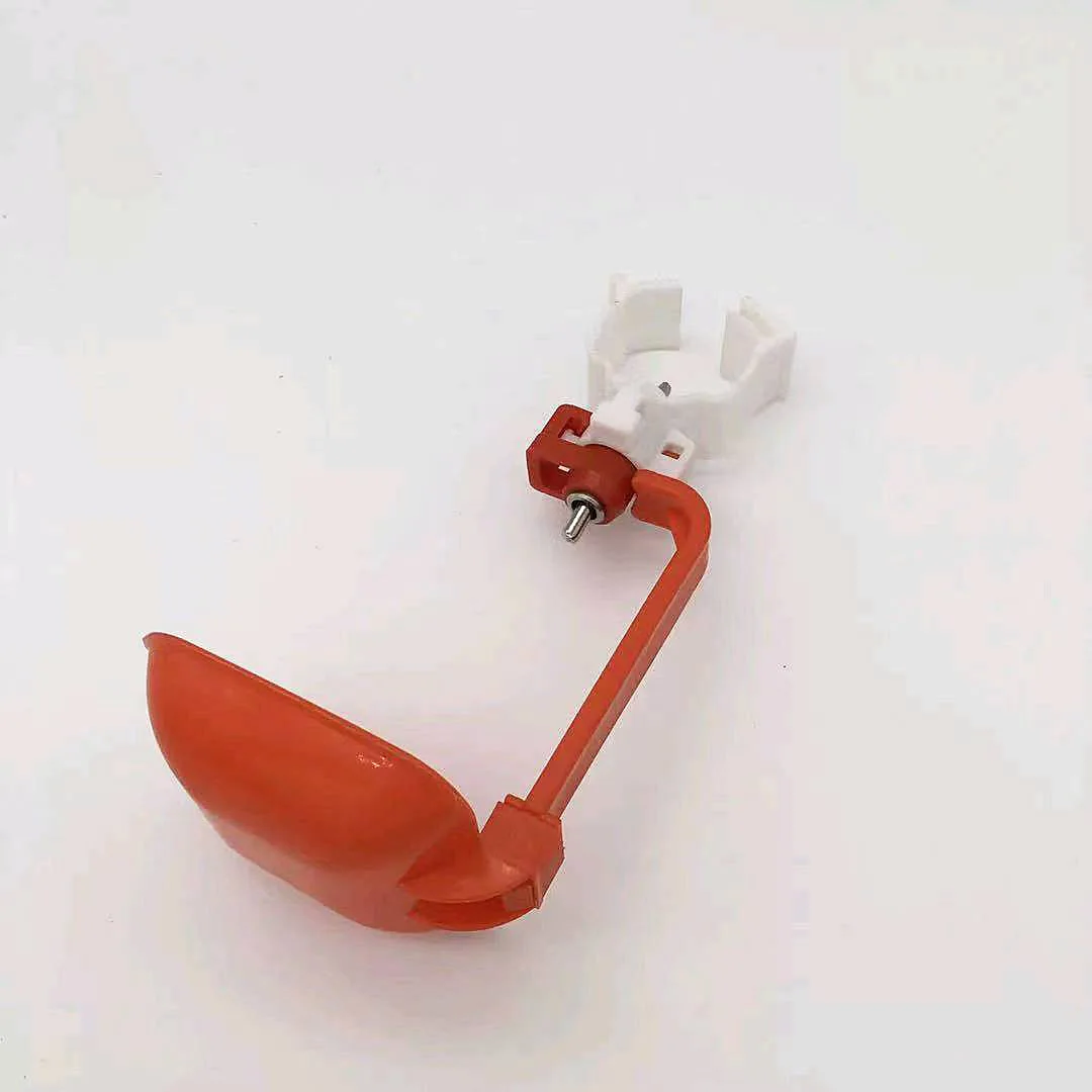 Собранный съемный подвесной стаканчик для поилки и домашних животных с толстой булавкой