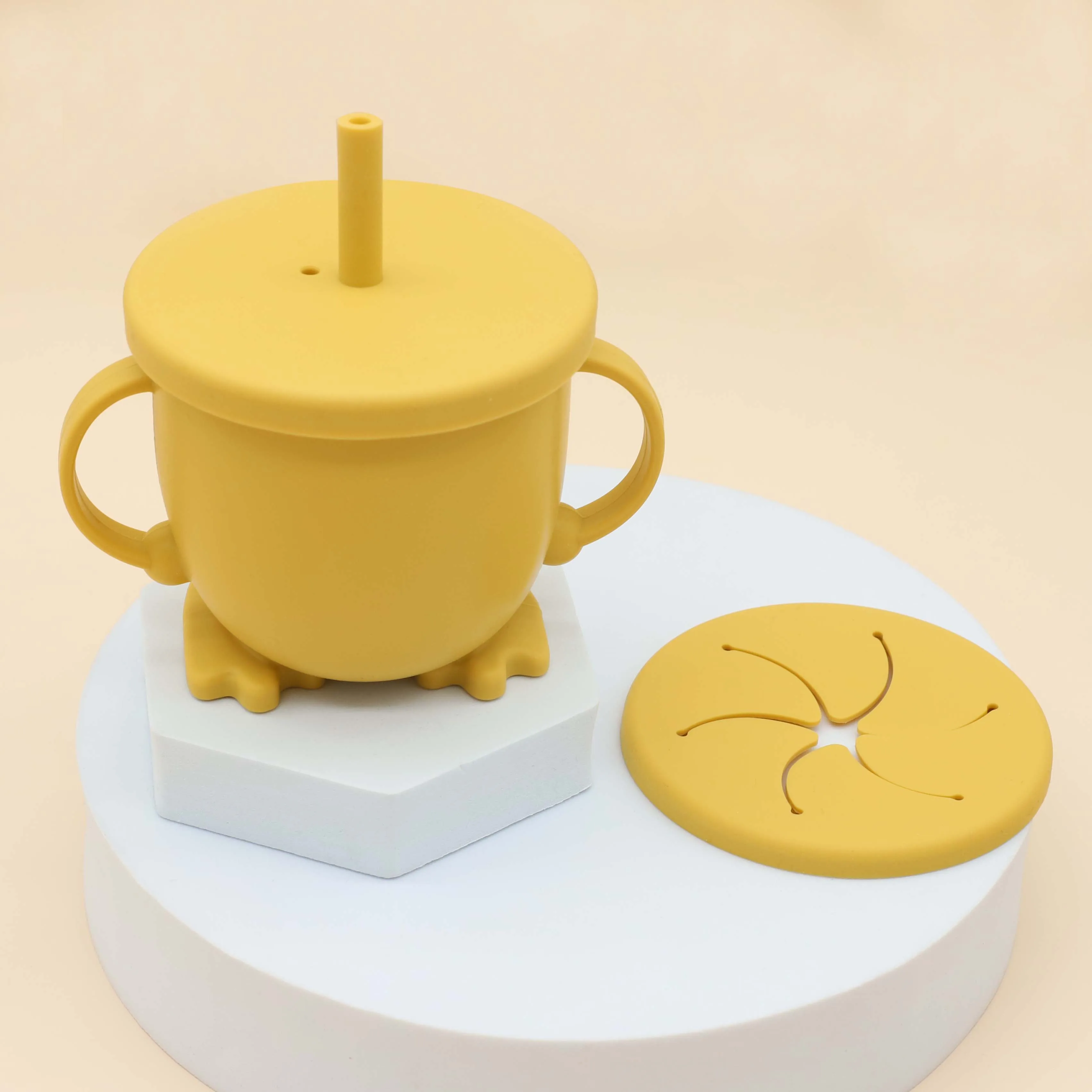 Non Toxic Lovely Safety Infant silicone bib bowl plate sippy cup Baby Weaning Set Gift Box Feeding Silicone Baby Feeding Set