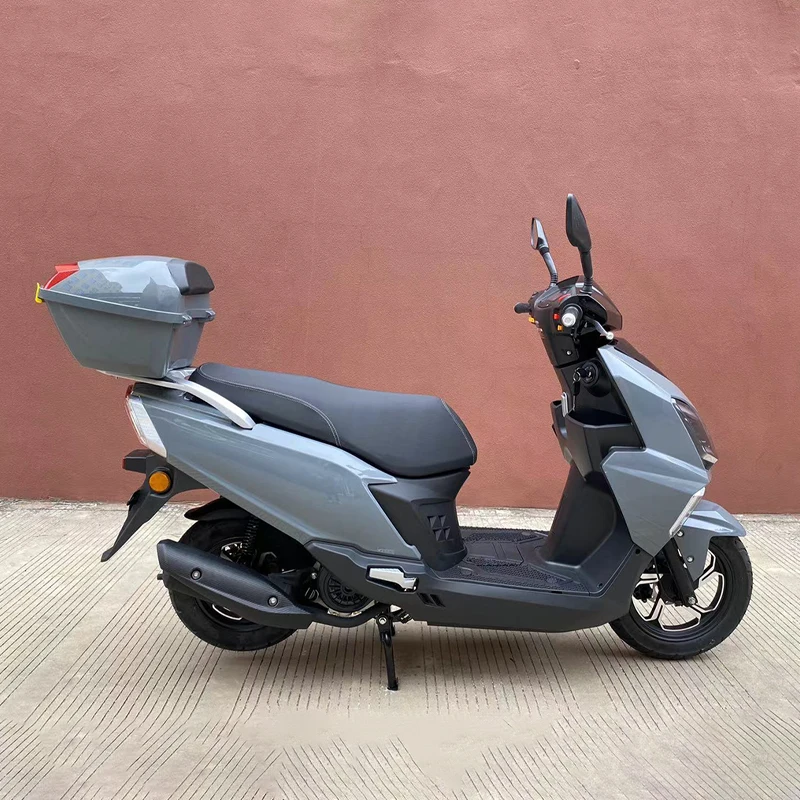 EEC certificate 125cc Model UY  Gasoline motorcycle front rear disc brake EFI system Gas moped max speed 85km/h on sale