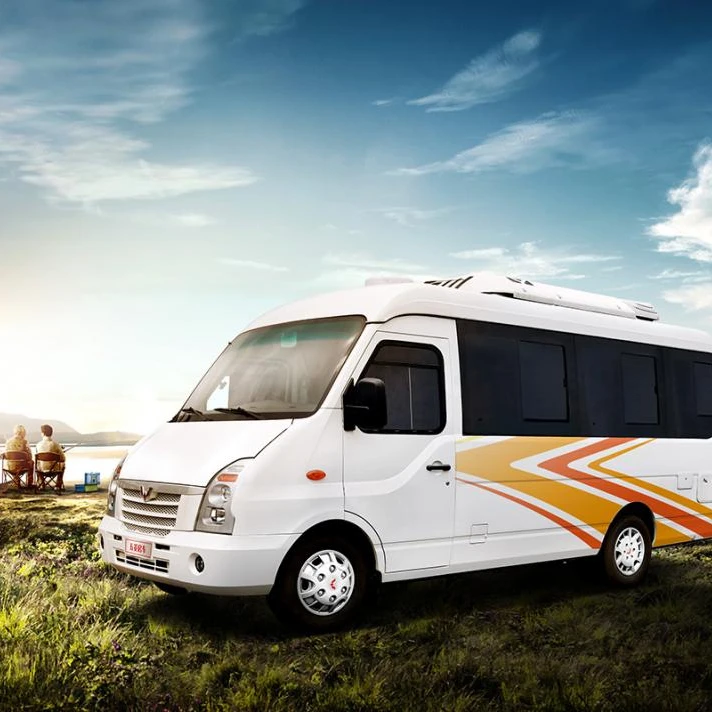 Chinese brand RV recreational vehicle 3-6 persons living touring car fashion motorhome RV caravan for travelling