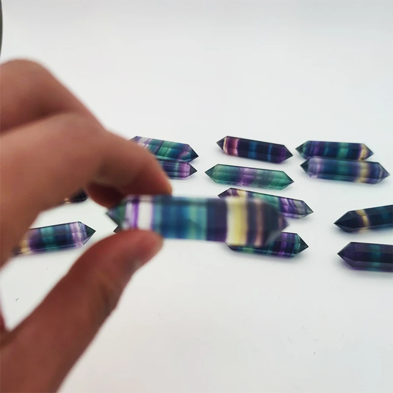 Hot Sale Rainbow Fluorite Crystals Healing Stones Small Quartz Points For Fengshui