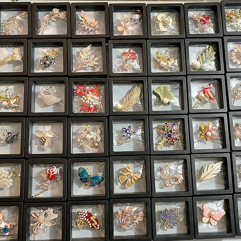 wholesale women accessories hand made rhinestone pearl twinkle wedding brooches scarf pins luxury bulk brooch jewelry