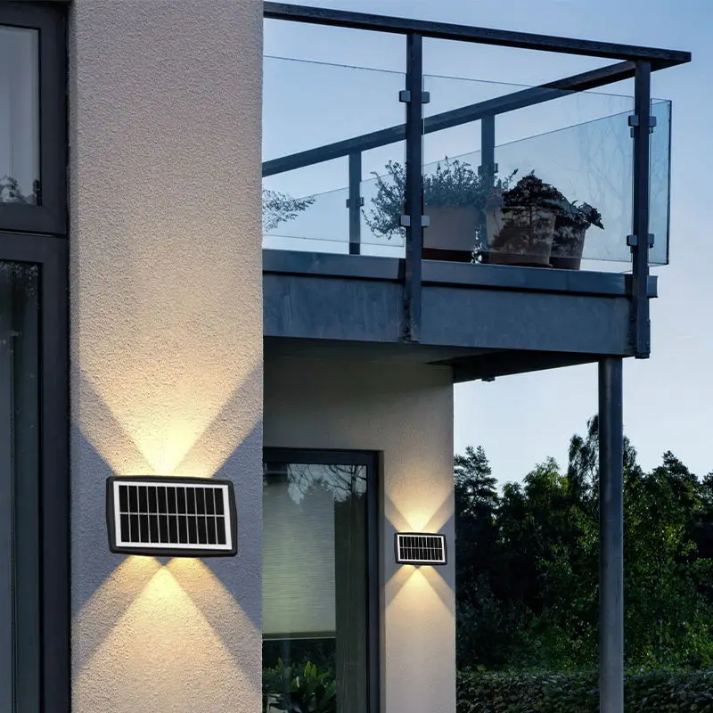 Modern Led IP65 Intelligent Light Detect Waterproof Solar Warm White Wall Lamp Fence Garden Outdoor Colorful Hanging Light