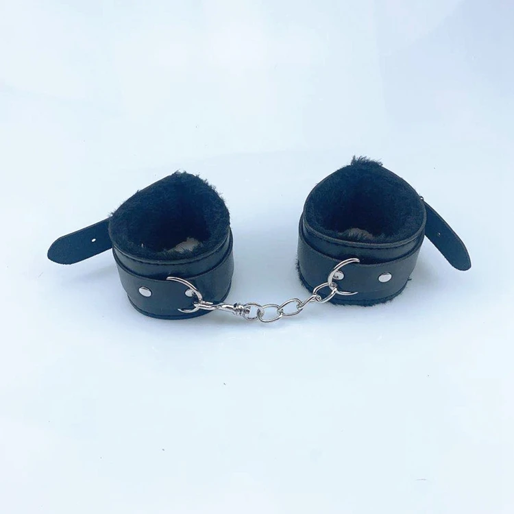 Handcuffs PU Leather Restraints Bondage Cuffs Roleplay Tools Sex toys for Couples Game 4 Colors