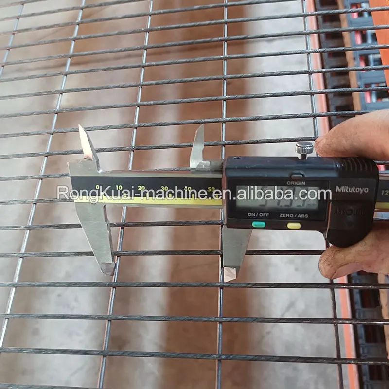 El mejor precio CNC controla la maquina automatic para fabricar jaulas de aves de corral de acero inoxidable