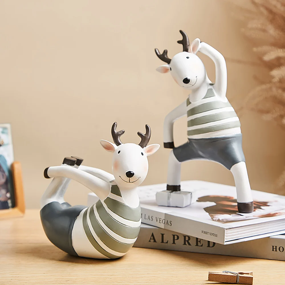 
Innovative Wholesale Office Birthday Gift Yoga Deer Resin Home Decoration 
