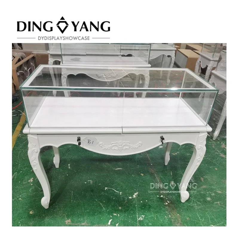 OEM Boutique European Style Jewelry Pedestal Display Cases Jewelry Display Cases With Lock  Ships Fully Assembled Lockable
